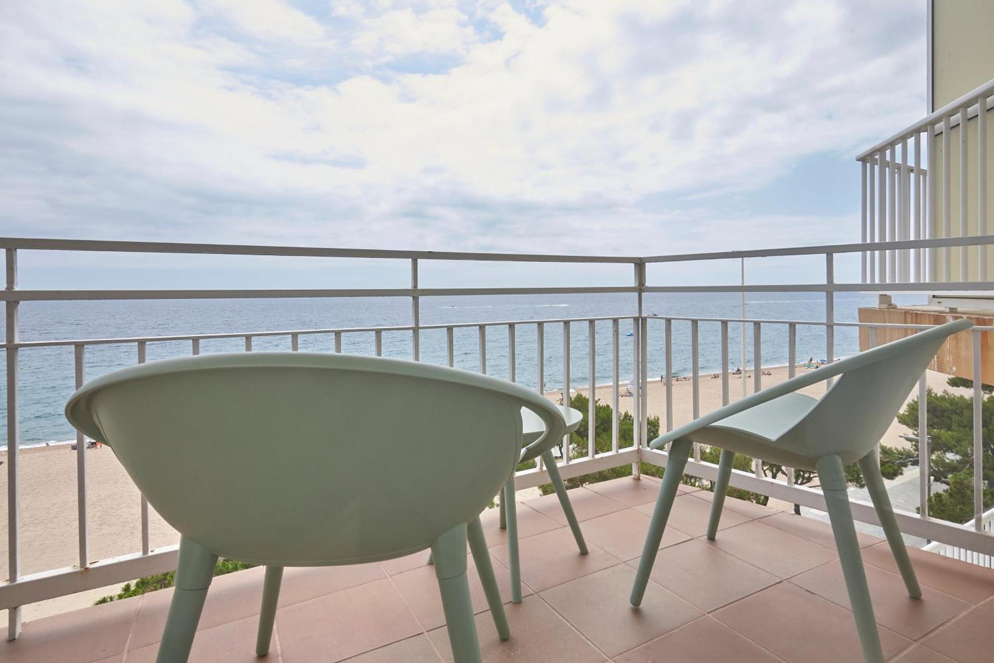 Aparthotel Xic Platja d'Aro Exterior photo